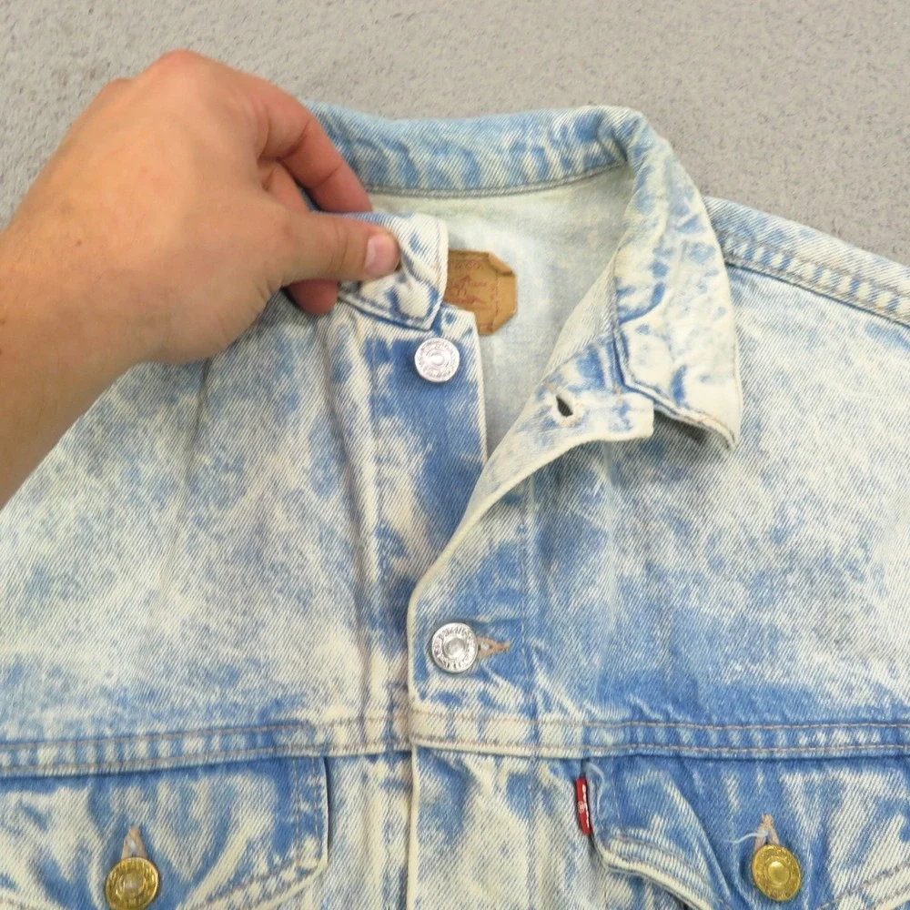VINTAGE Levis Denim Jacket Large Made in USA Acid Wash Custom Trucker Type II